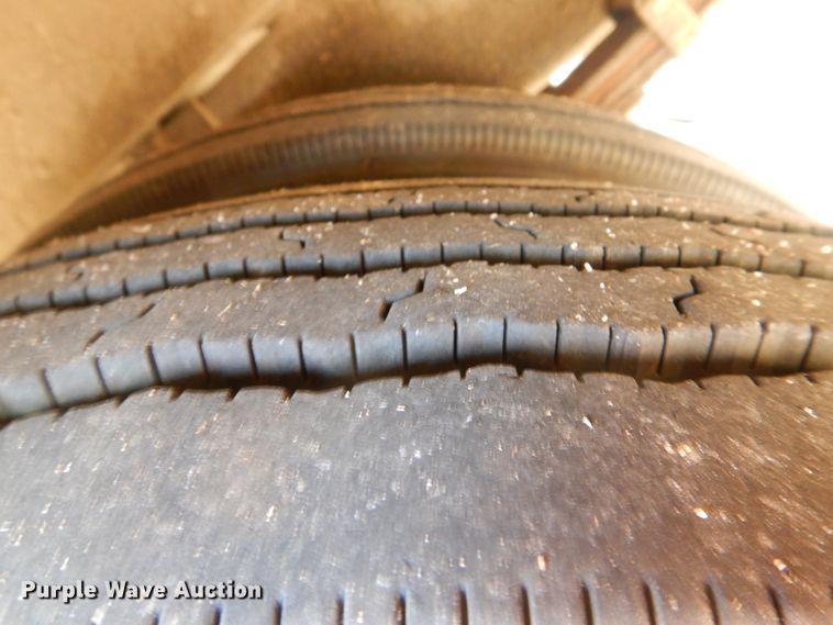 image for item JD9547 1990 Thomas Built M89 MVP  school bus