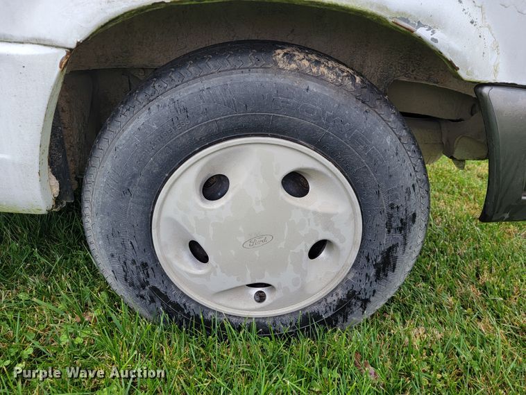 image for item JE9136 1996 Ford Aerostar  van