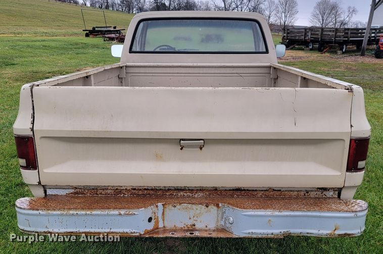 image for item JE9137 1986 Chevrolet C10  pickup truck