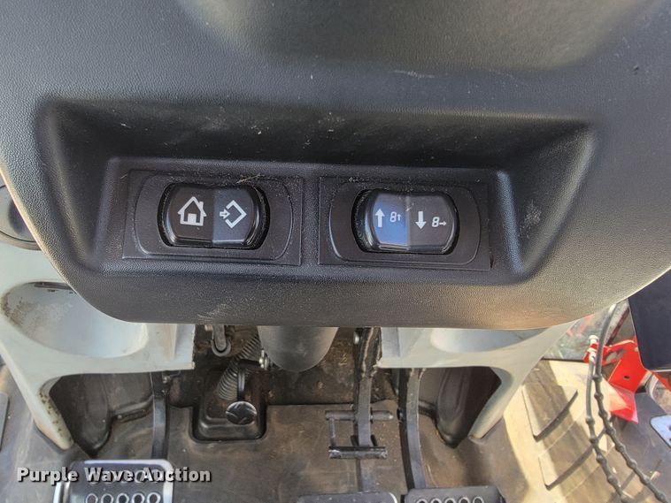 image for item JE9160 New Holland TS6  MFWD tractor