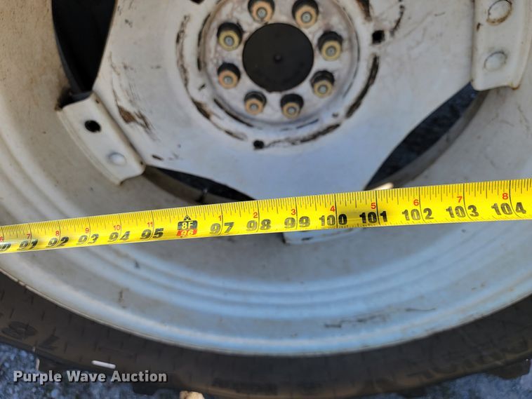 image for item JE9160 New Holland TS6  MFWD tractor