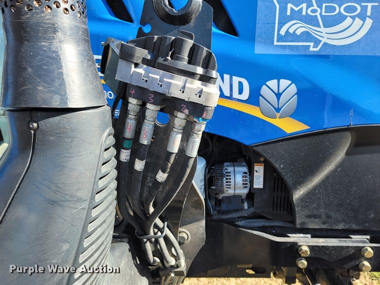 image for item JE9160 New Holland TS6  MFWD tractor