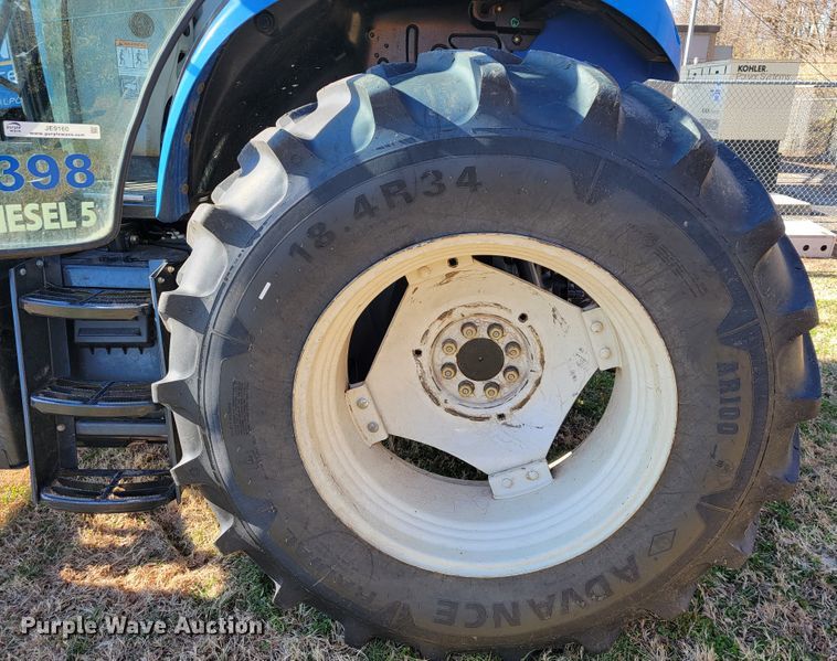 image for item JE9160 New Holland TS6  MFWD tractor