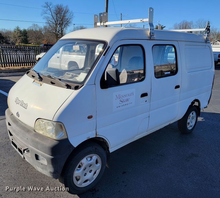 image for item JE9163 2007 Tiger Truck  van