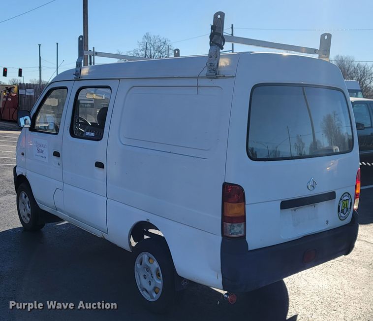 image for item JE9163 2007 Tiger Truck  van