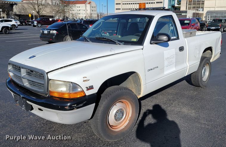 image for item JE9164 2002 Dodge Dakota  pickup truck