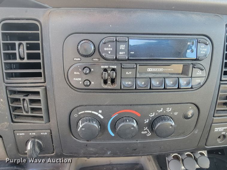 image for item JE9164 2002 Dodge Dakota  pickup truck