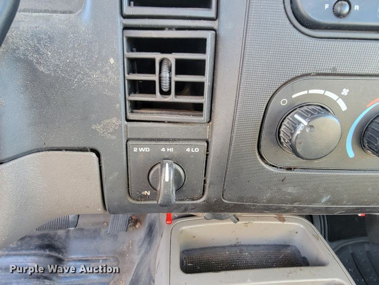 image for item JE9164 2002 Dodge Dakota  pickup truck