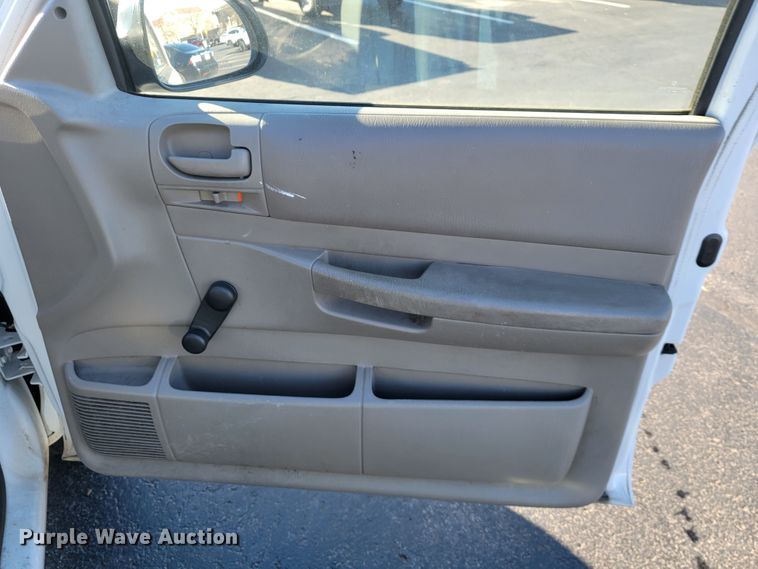 image for item JE9164 2002 Dodge Dakota  pickup truck