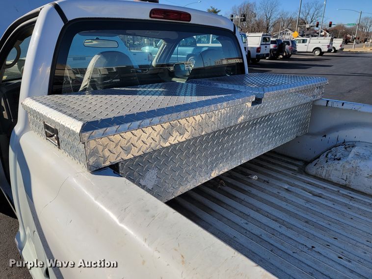 image for item JE9164 2002 Dodge Dakota  pickup truck