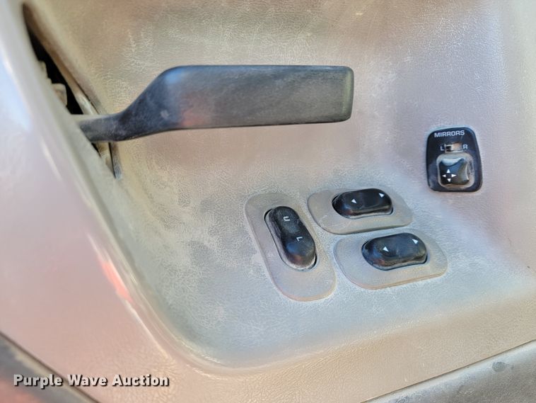 image for item JE9280 2008 Sterling A-Line  semi truck