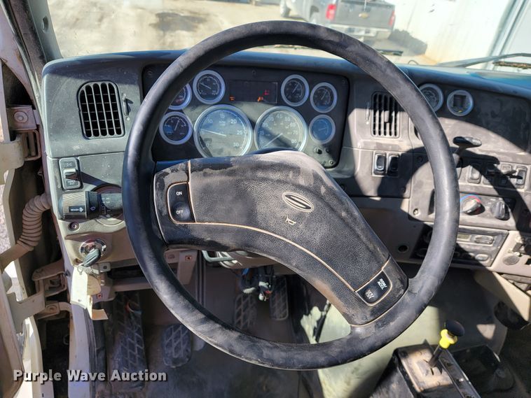 image for item JE9280 2008 Sterling A-Line  semi truck