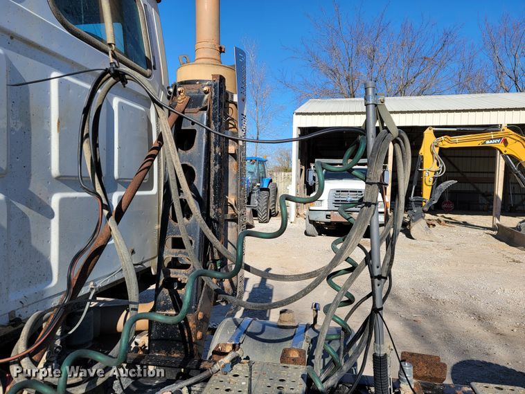 image for item JE9280 2008 Sterling A-Line  semi truck