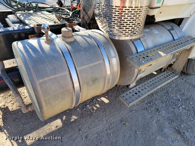 image for item JE9280 2008 Sterling A-Line  semi truck