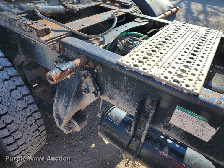 image for item JE9280 2008 Sterling A-Line  semi truck