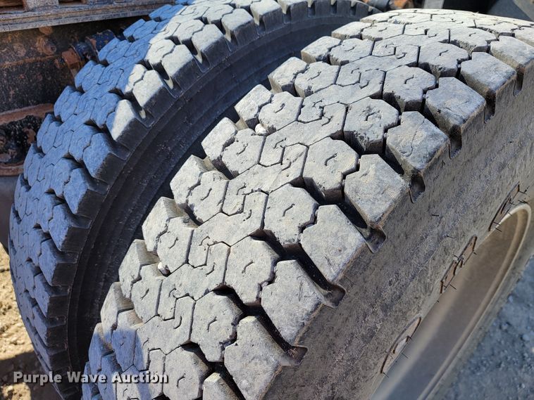 image for item JE9280 2008 Sterling A-Line  semi truck