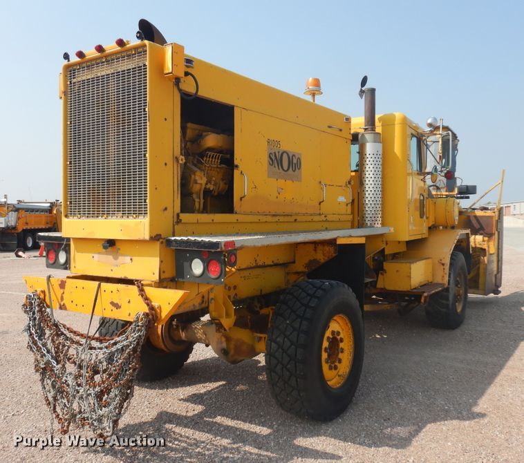 image for item KU9339 1979 FWD  snow blower truck