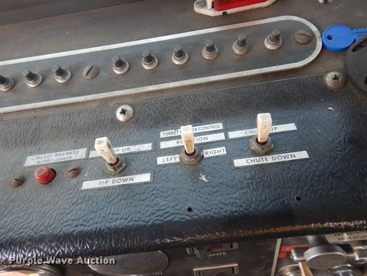 image for item KU9339 1979 FWD  snow blower truck