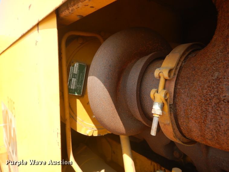 image for item KU9339 1979 FWD  snow blower truck