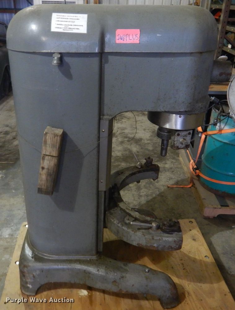 image for item DE7481 Restaurant equipment