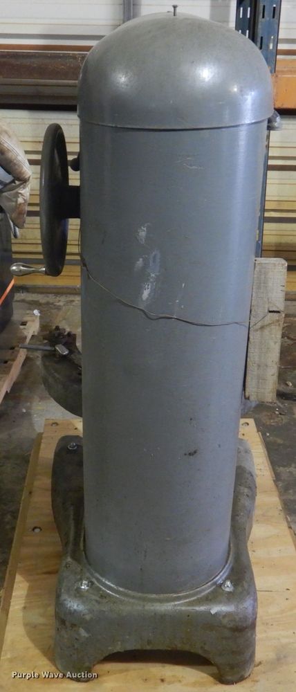 image for item DE7481 Restaurant equipment