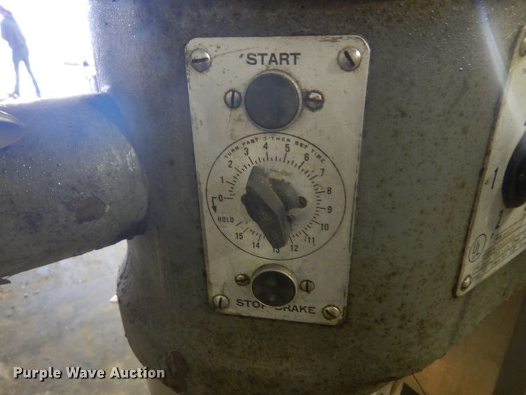 image for item DE7481 Restaurant equipment