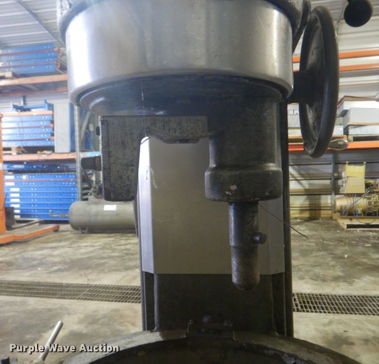 image for item DE7481 Restaurant equipment