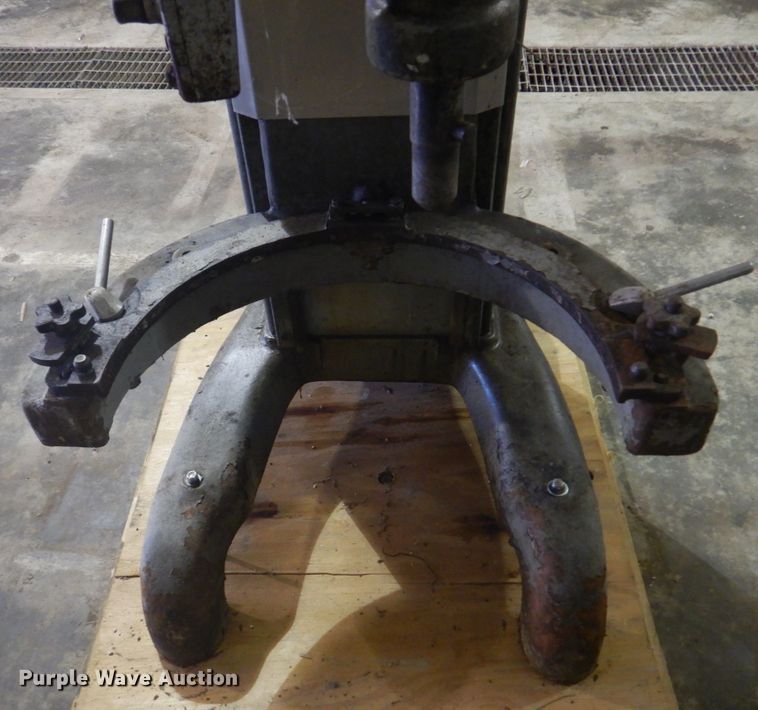 image for item DE7481 Restaurant equipment