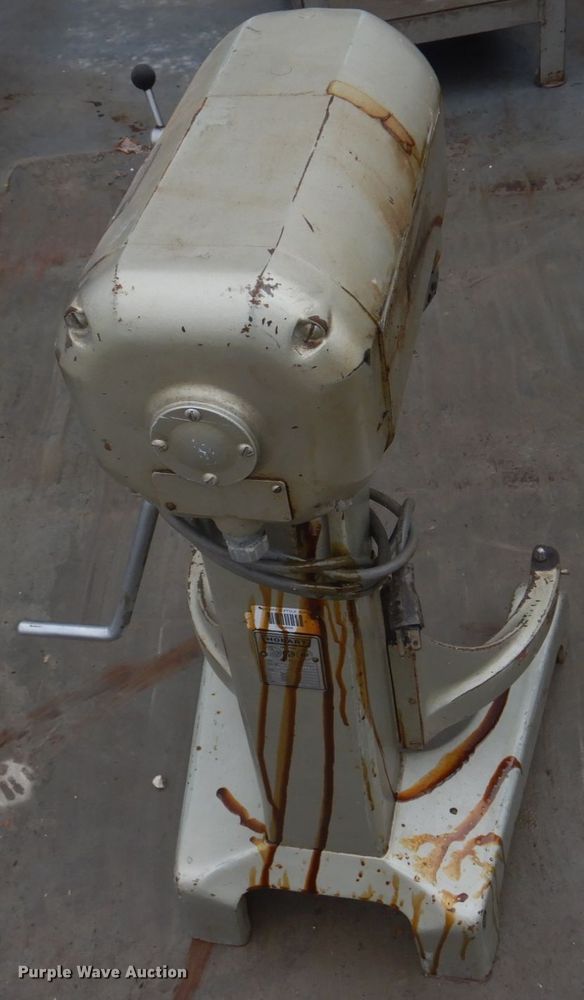 image for item DE7481 Restaurant equipment