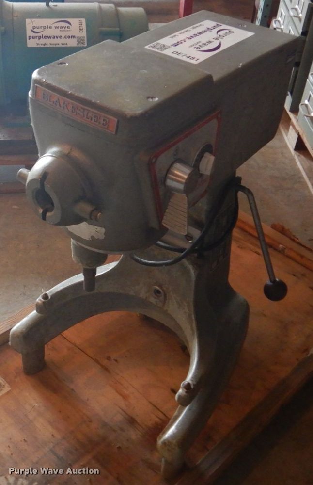 image for item DE7481 Restaurant equipment