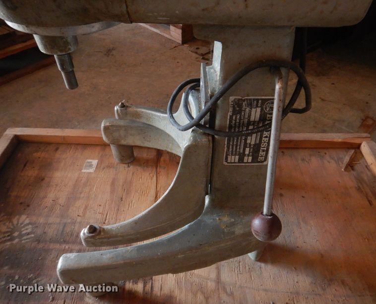 image for item DE7481 Restaurant equipment