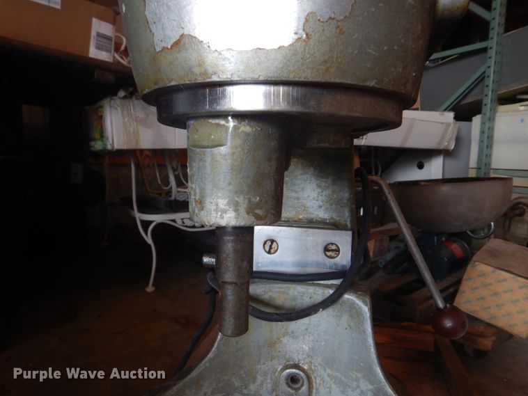 image for item DE7481 Restaurant equipment