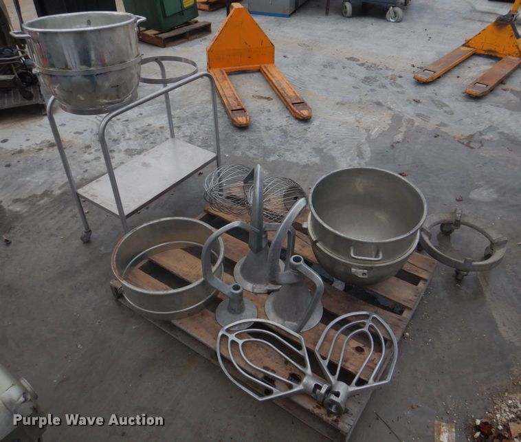 image for item DE7481 Restaurant equipment