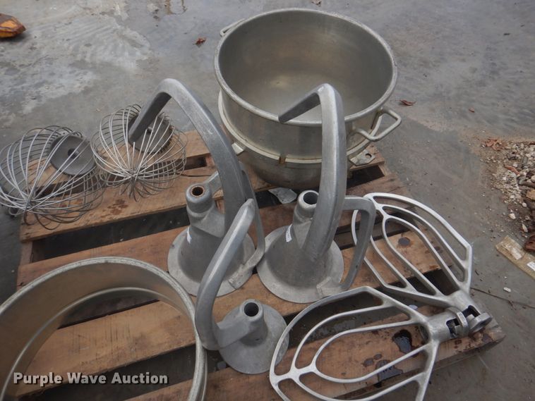 image for item DE7481 Restaurant equipment