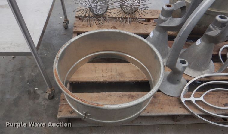 image for item DE7481 Restaurant equipment