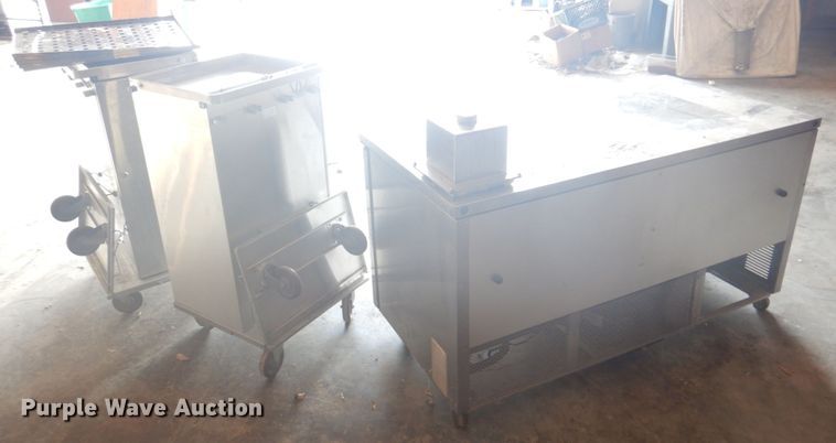 image for item DE7481 Restaurant equipment
