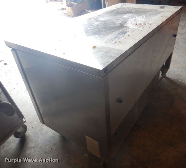 image for item DE7481 Restaurant equipment