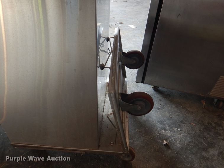 image for item DE7481 Restaurant equipment