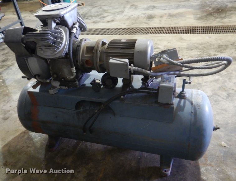 image for item DE7498 Atlas Copco LE7  air compressor