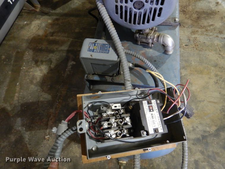 image for item DE7498 Atlas Copco LE7  air compressor