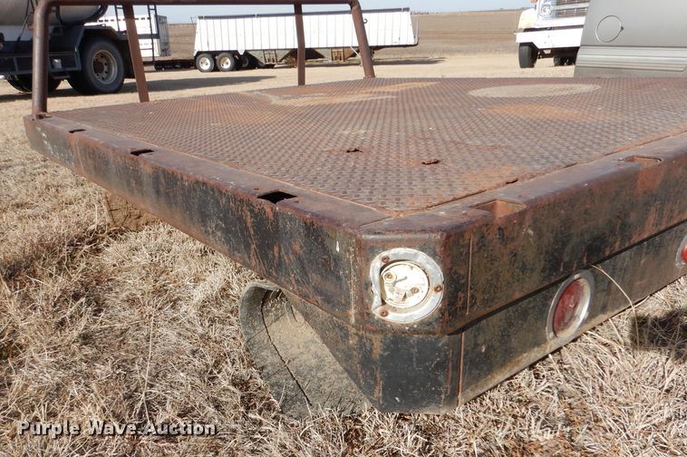 image for item DL1252 Tradewind  flatbed