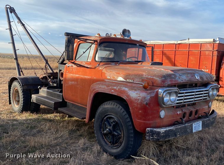 image for item DL1283 1959 Ford 411  winch truck