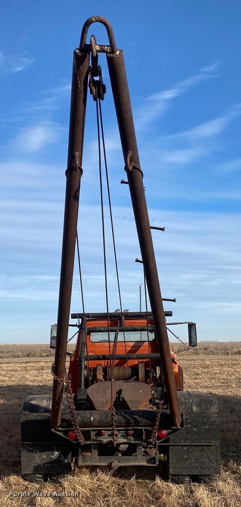 image for item DL1283 1959 Ford 411  winch truck