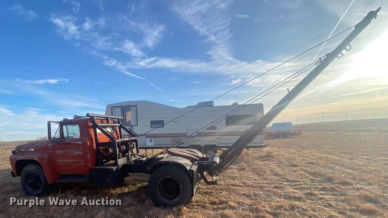 image for item DL1283 1959 Ford 411  winch truck