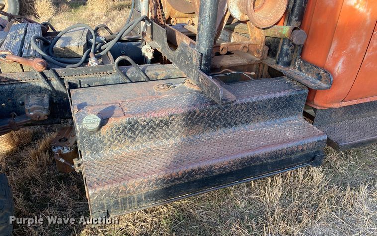 image for item DL1283 1959 Ford 411  winch truck