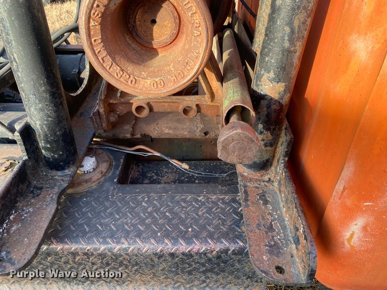 image for item DL1283 1959 Ford 411  winch truck