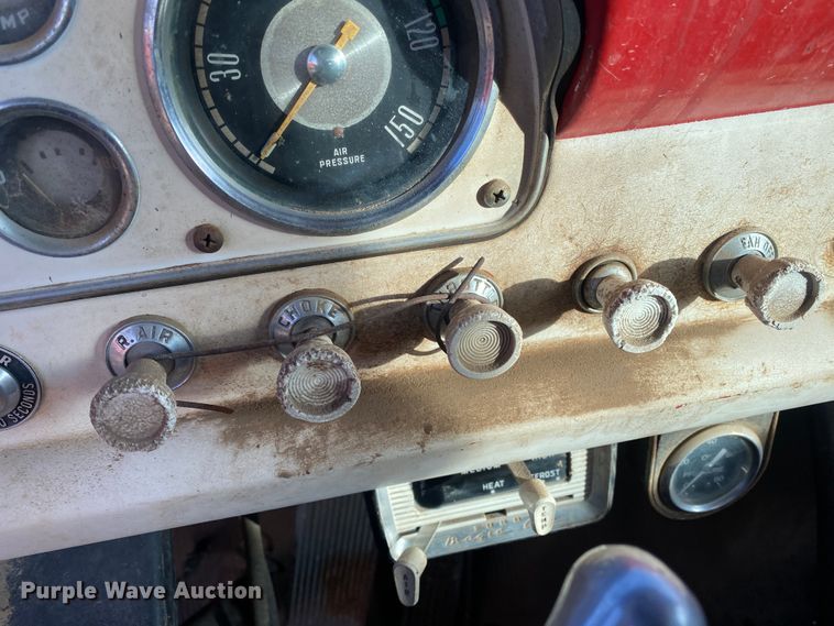 image for item DL1283 1959 Ford 411  winch truck