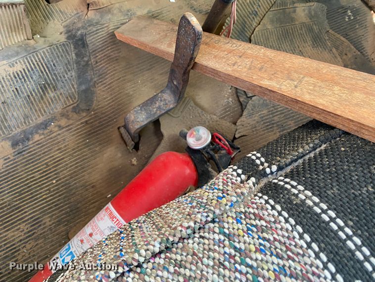 image for item DL1283 1959 Ford 411  winch truck