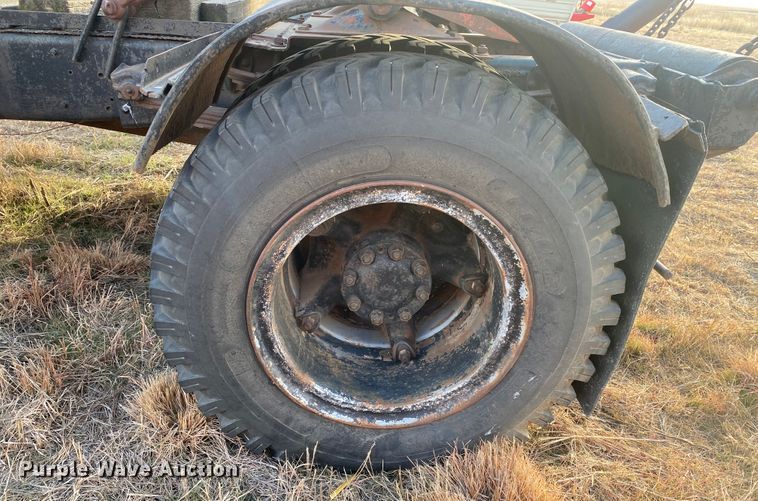 image for item DL1283 1959 Ford 411  winch truck