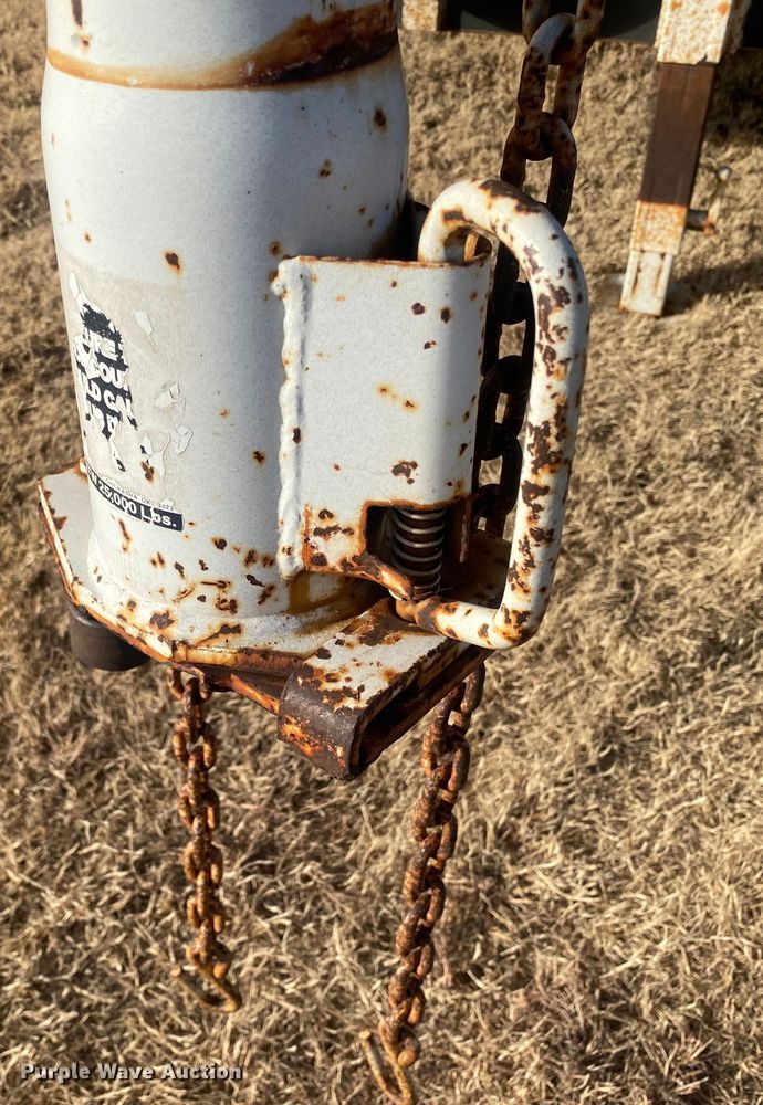 image for item DL1287 2001 W-W 10400-R  enclosed cargo trailer